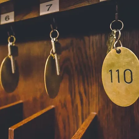 Appel Krug 3* 델브룩